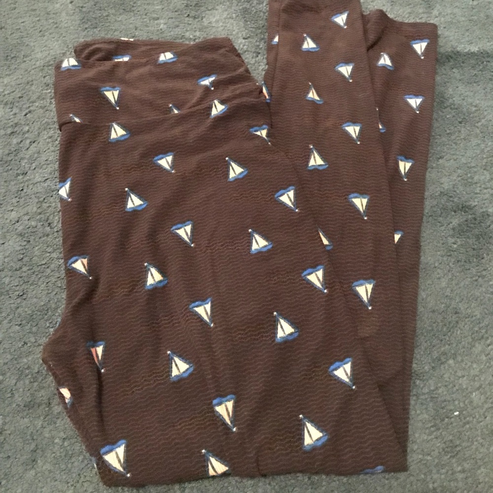 Tc Lularoe leggings